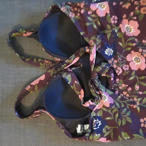 PLum floral dreamsuit 12 - Picture 6 of 8